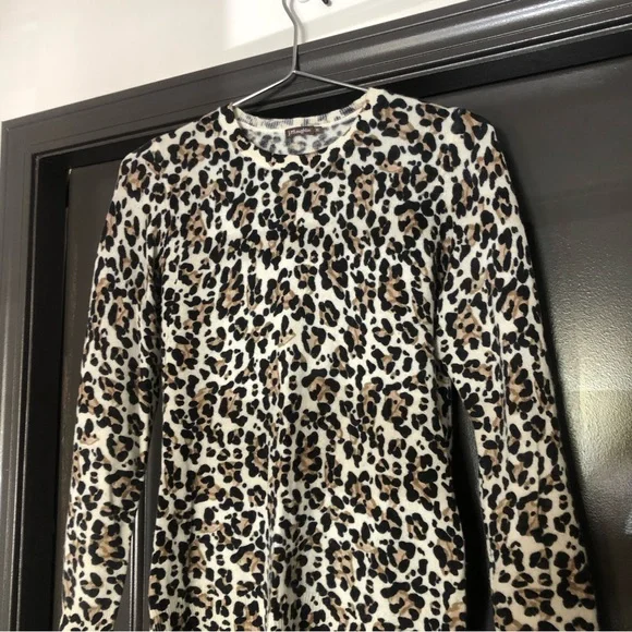 J. McLaughlin cheetah/leopard lightweight cashmere long sleeve crewneck sweater - Picture 5 of 8